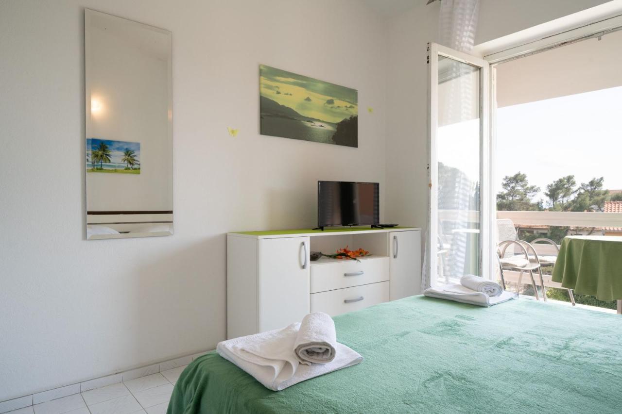Laidback Apartments Orebic Luaran gambar